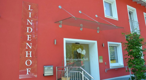 Außenansicht der Pflegeeinrichtung Kirchdorf am Inn