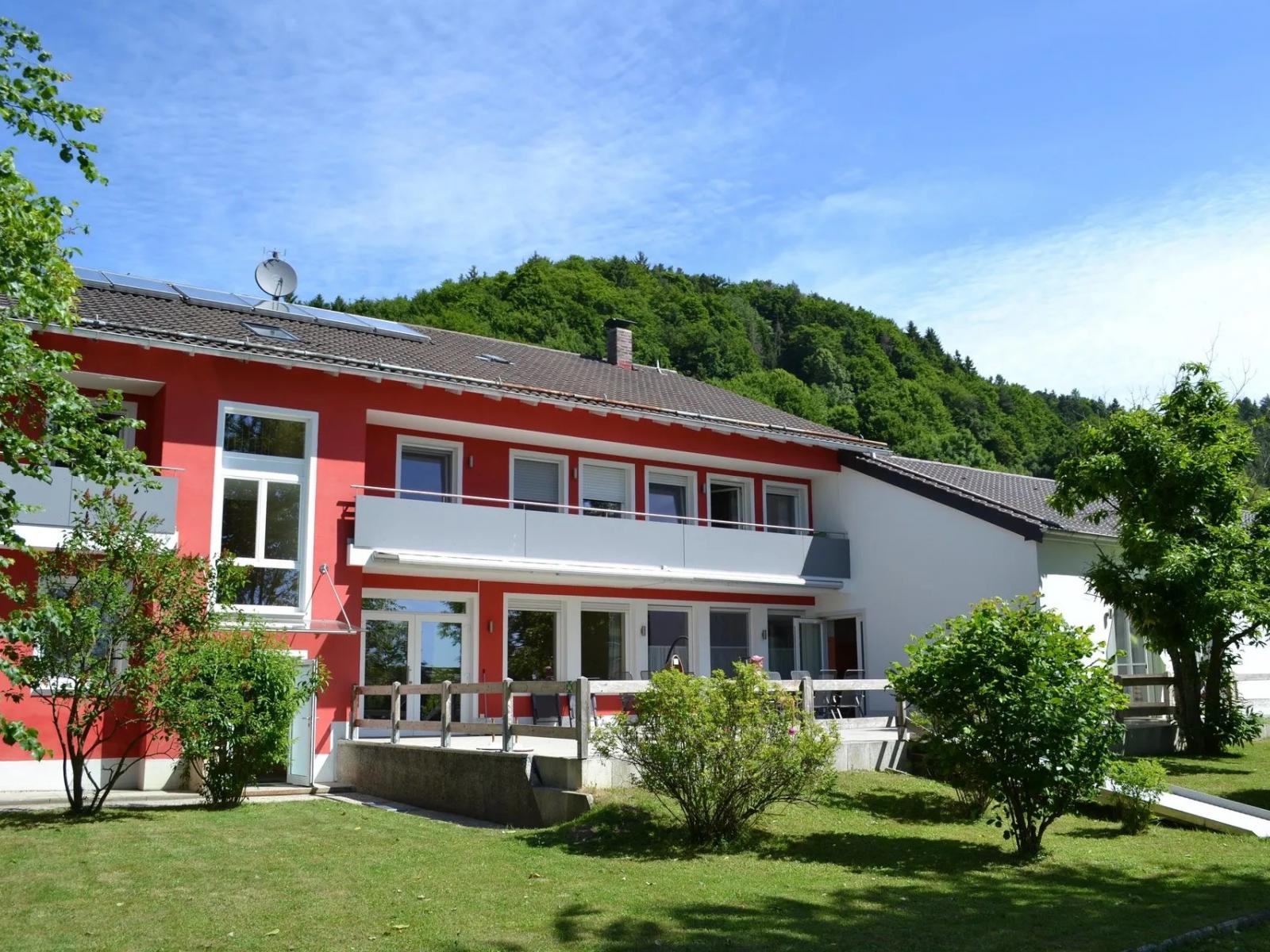 Außenansicht der Pflegeeinrichtung Kirchdorf am Inn